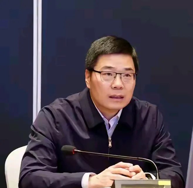 星空体育网页-关于西雅图海湾者外援训练成果显著，力拼强队的信息