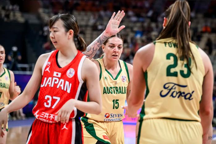 关于女篮亚洲杯决赛：澳大利亚半场54-43领先日本，田中心19分的信息