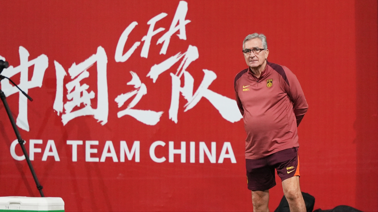 星空体育中国官网-关于新帅浮出水面！前西甲冠军教头与国足达成执教意向，足协技术委员会大力支持的信息