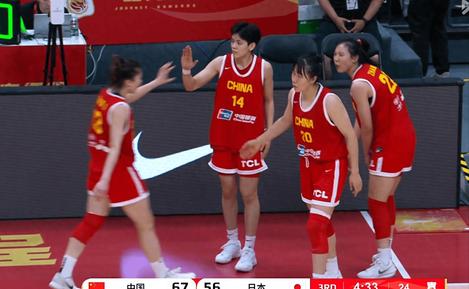 超高效率！杨舒予9投8中&三分2中1攻下17分4板4助的简单介绍
